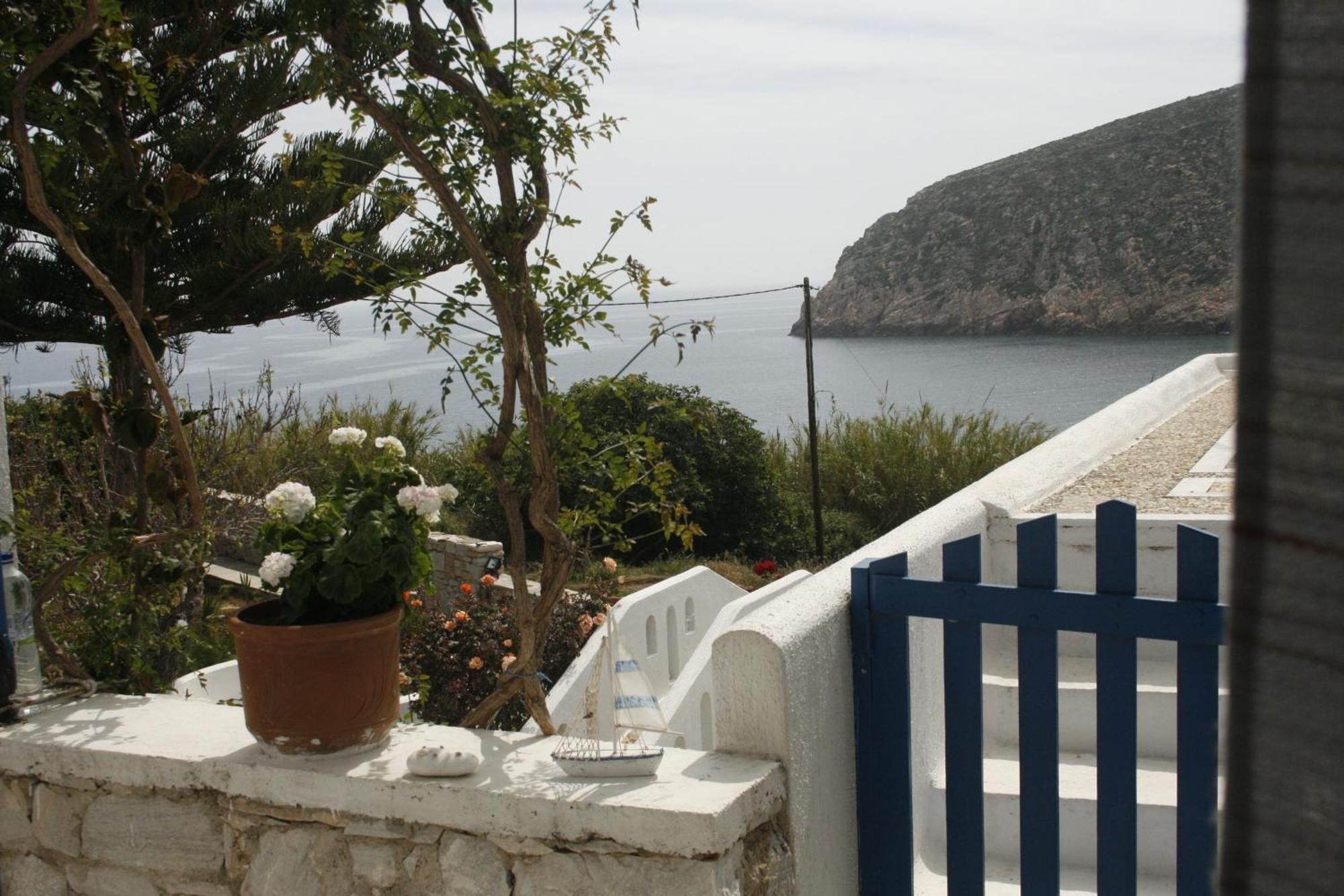 Flora'S Apartments Apollon  ภายนอก รูปภาพ
