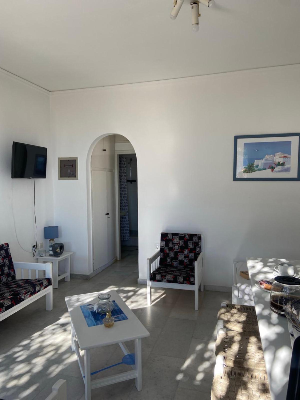 Flora'S Apartments Apollon  ภายนอก รูปภาพ